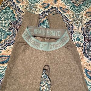 Gymshark set , sport bra & leggings